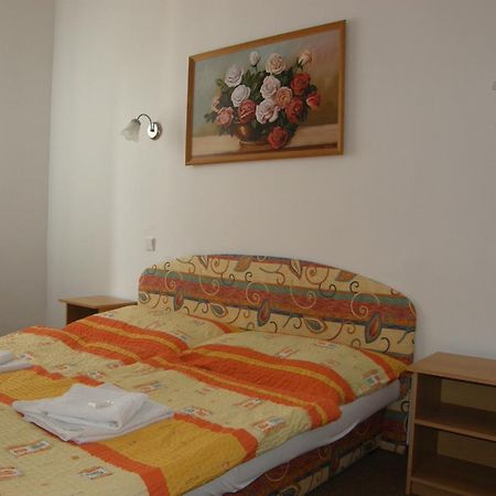 Hotel Filip Ceske Budejovice Luaran gambar