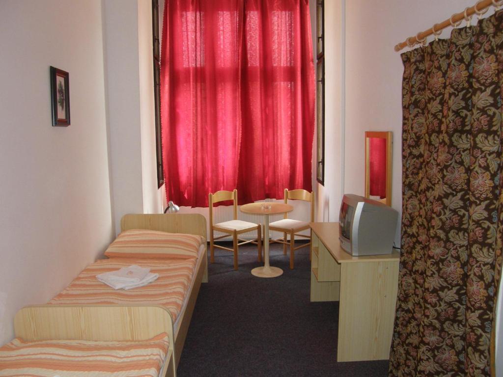 Hotel Filip Ceske Budejovice Bilik gambar