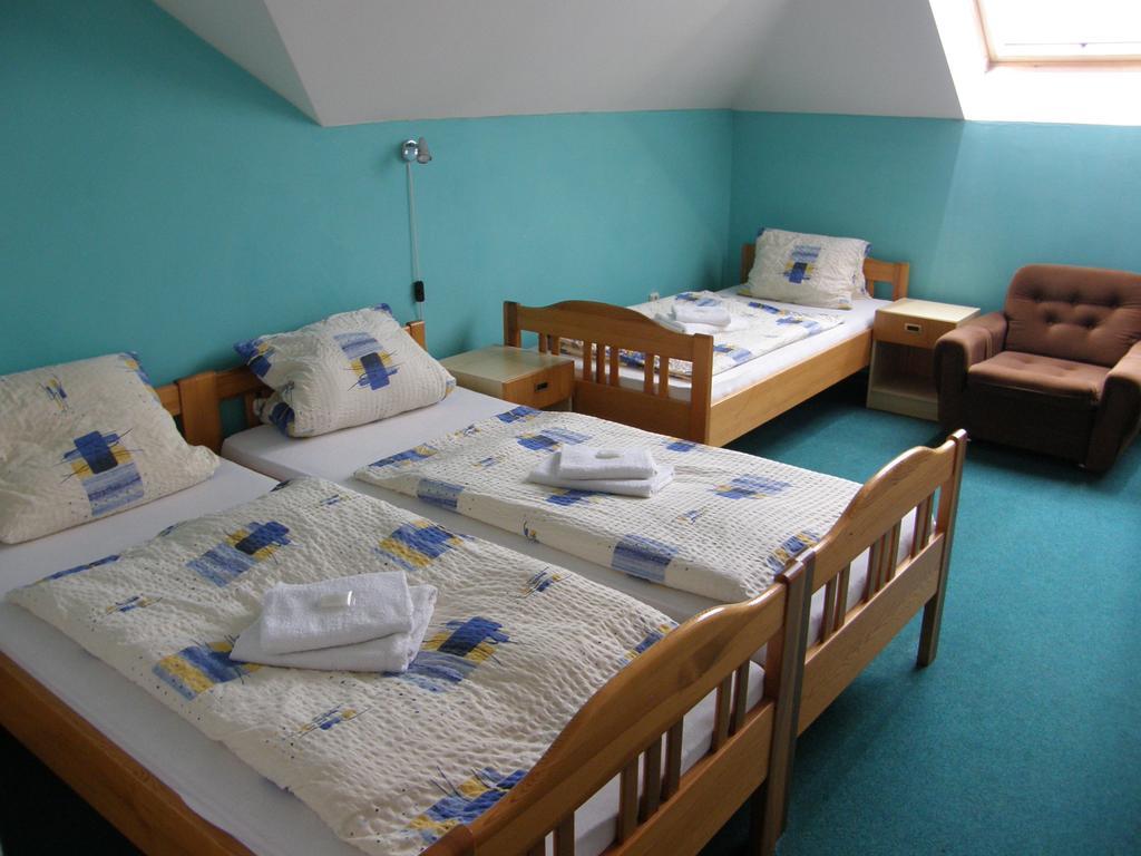 Hotel Filip Ceske Budejovice Bilik gambar